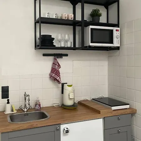 Private In Apartment